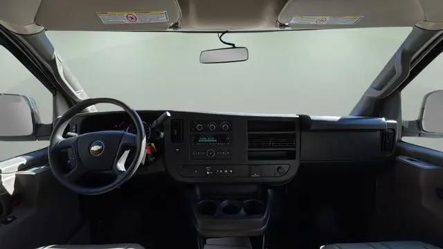 2025 Chevrolet Express Cutaway Work Van