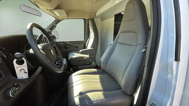 2025 Chevrolet Express Cutaway Work Van