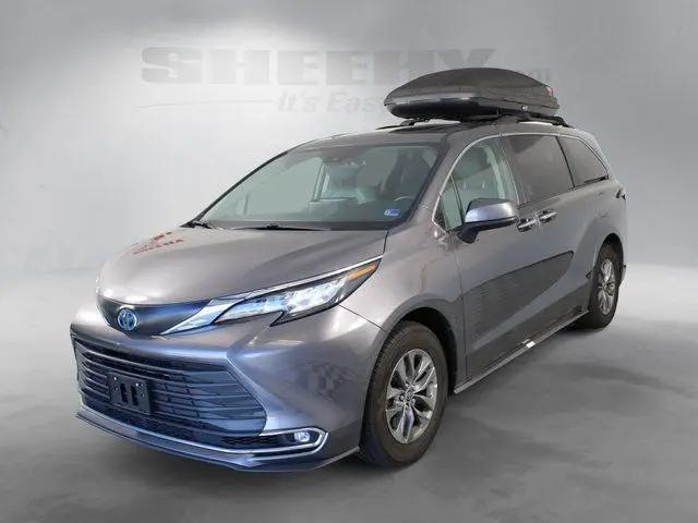 2023 Toyota Sienna XLE