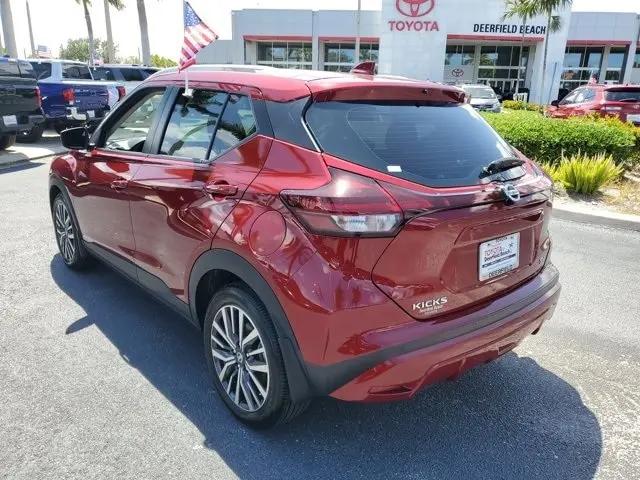 2021 Nissan Kicks SV Xtronic CVT