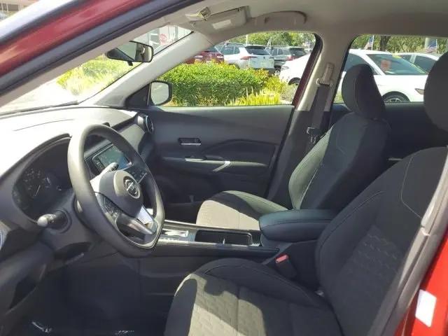 2021 Nissan Kicks SV Xtronic CVT