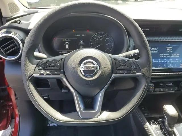 2021 Nissan Kicks SV Xtronic CVT