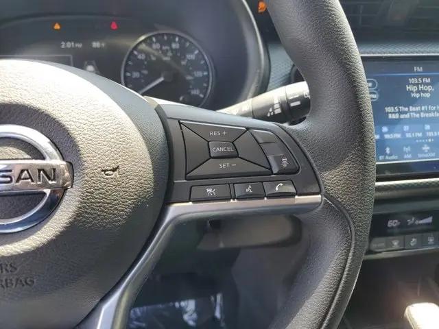 2021 Nissan Kicks SV Xtronic CVT