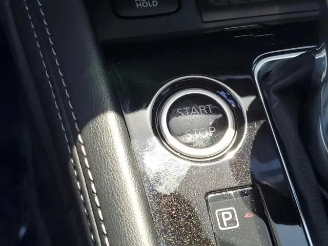 2021 Nissan Kicks SV Xtronic CVT