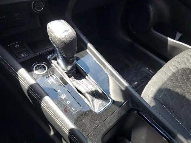 2021 Nissan Kicks SV Xtronic CVT