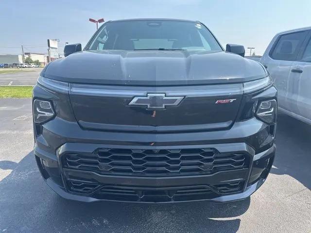 2025 Chevrolet Silverado EV RST