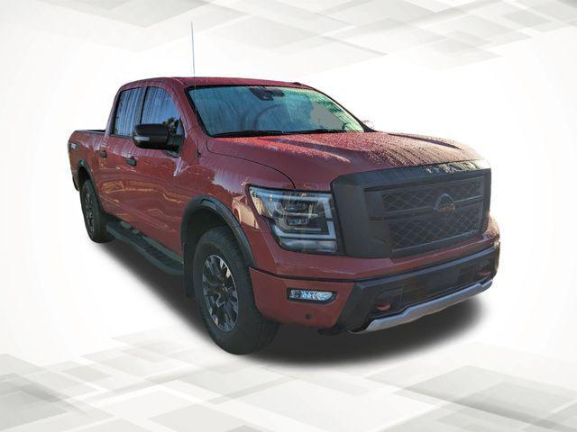 2021 Nissan TITAN Crew Cab PRO-4X 4x4 2021 Nissan TITAN Crew Cab PRO-4X 4x4