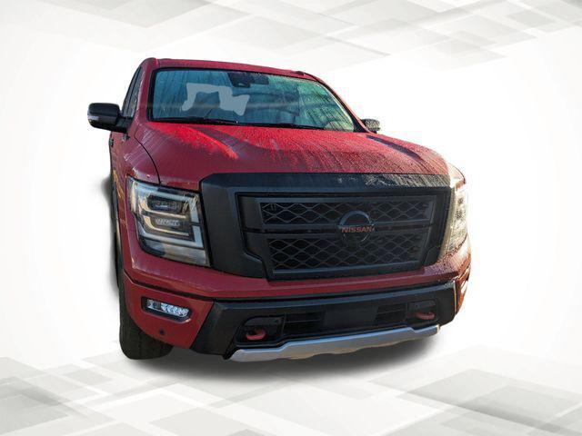 2021 Nissan TITAN Crew Cab PRO-4X 4x4 2021 Nissan TITAN Crew Cab PRO-4X 4x4