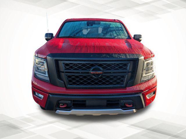 2021 Nissan TITAN Crew Cab PRO-4X 4x4 2021 Nissan TITAN Crew Cab PRO-4X 4x4