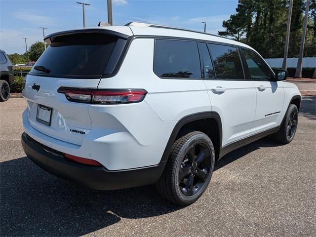 2025 Jeep Grand Cherokee GRAND CHEROKEE L LAREDO X 4X2