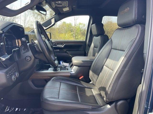 2023 Chevrolet Silverado 1500 4WD Crew Cab Short Bed High Country