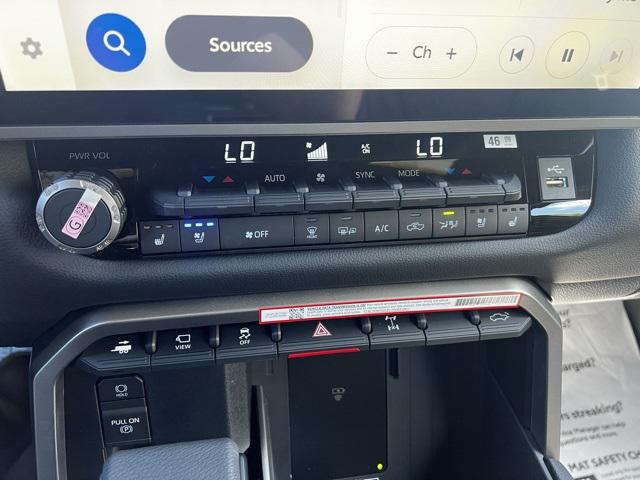 2025 Toyota Tundra Limited CrewMax 6.4' Bed