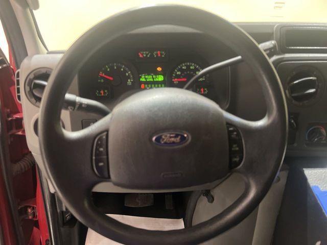2013 Ford E-450 Cutaway Base