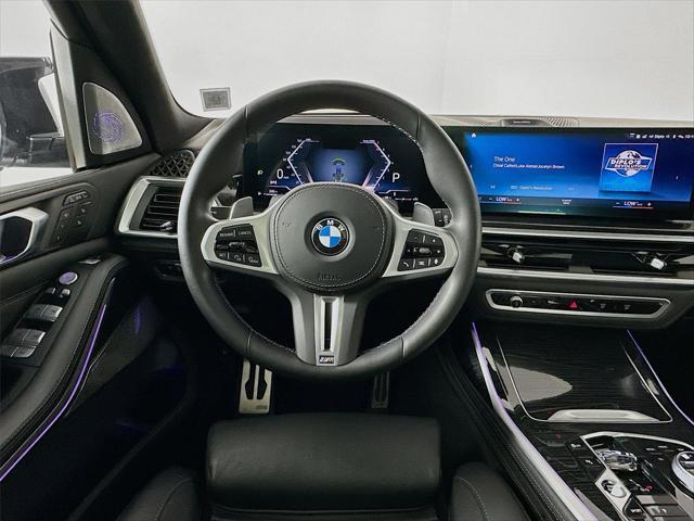 2023 BMW X7 M60i