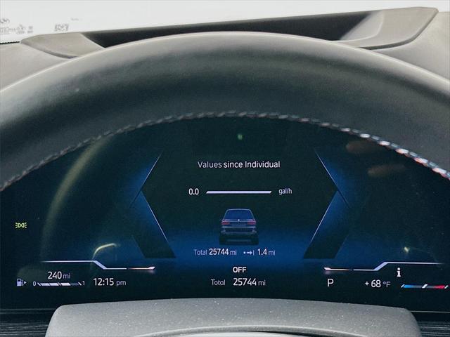 2023 BMW X7 M60i