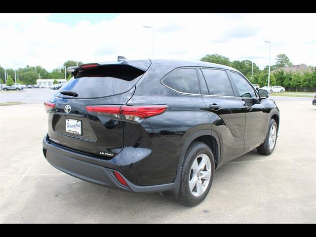 2023 Toyota Highlander LE