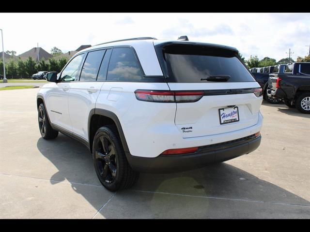 2023 Jeep Grand Cherokee Altitude 4x4