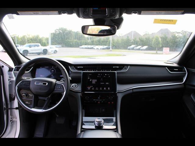 2023 Jeep Grand Cherokee Altitude 4x4