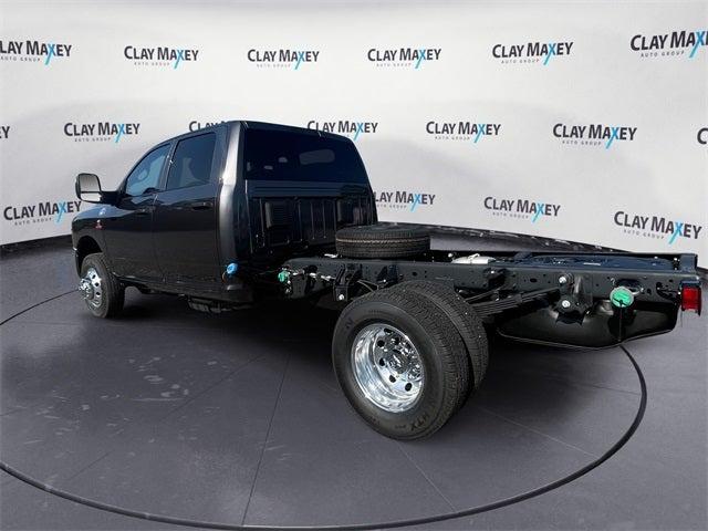 2025 RAM Ram 3500 Chassis Cab RAM 3500 TRADESMAN CREW CAB CHASSIS 4X4 60 CA