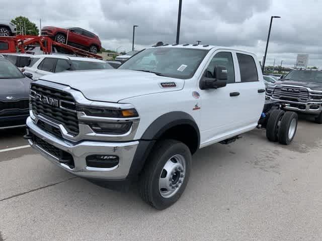 2025 RAM Ram 5500 Chassis Cab RAM 5500 TRADESMAN CHASSIS CREW CAB 4X4 60 CA