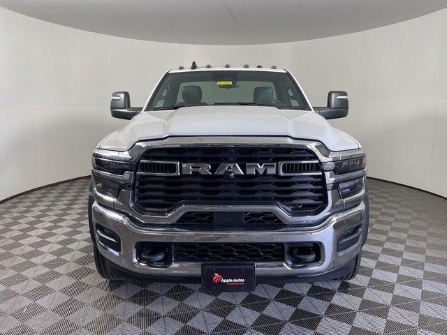 2025 RAM Ram 5500 Chassis Cab RAM 5500 TRADESMAN CHASSIS REGULAR CAB 4X4 84 CA 2025 RAM Ram 5500 Chassis Cab RAM 5500 TRADESMAN CHASSIS REGULAR CAB 4X4 84 CA