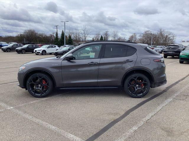 2025 Alfa Romeo Stelvio STELVIO AWD