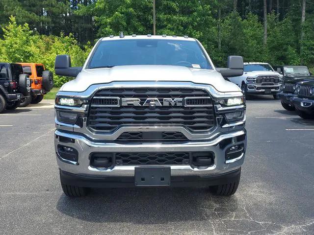 2025 RAM Ram 2500 RAM 2500 TRADESMAN CREW CAB 4X4 8 BOX
