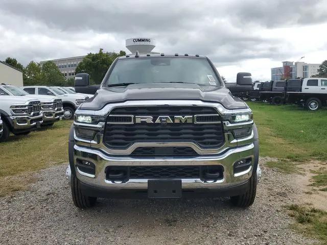 2025 RAM Ram 5500 Chassis Cab RAM 5500 TRADESMAN CHASSIS CREW CAB 4X4 84 CA