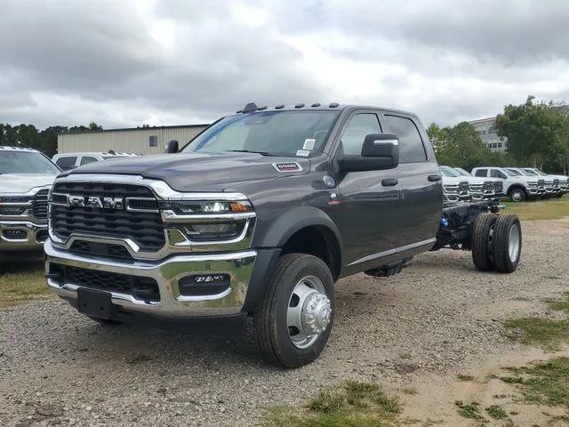 2025 RAM Ram 5500 Chassis Cab RAM 5500 TRADESMAN CHASSIS CREW CAB 4X4 84 CA