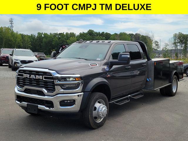 2025 RAM 5500 Chassis RAM 5500 TRADESMAN CHASSIS CREW CAB 4X4 84 CA