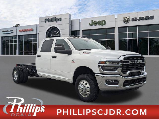 2025 RAM 3500 Chassis RAM 3500 TRADESMAN CREW CAB CHASSIS 4X4 60 CA