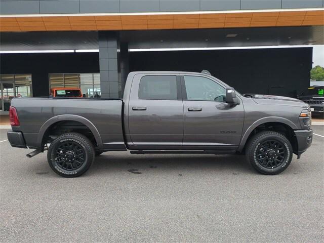 2025 RAM Ram 3500 RAM 3500 LIMITED CREW CAB 4X4 64 BOX