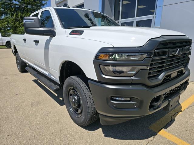 2025 RAM Ram 2500 RAM 2500 TRADESMAN CREW CAB 4X4 8 BOX