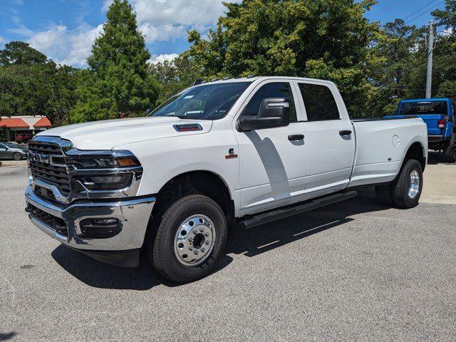 2025 RAM Ram 3500 RAM 3500 TRADESMAN CREW CAB 4X4 8 BOX