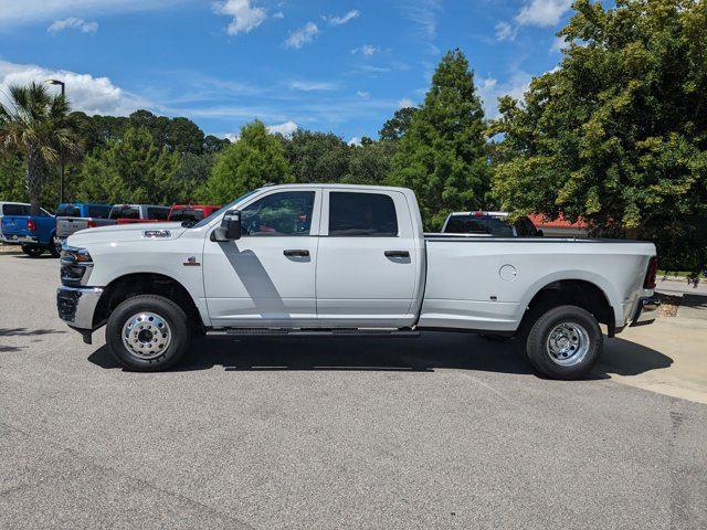 2025 RAM Ram 3500 RAM 3500 TRADESMAN CREW CAB 4X4 8 BOX