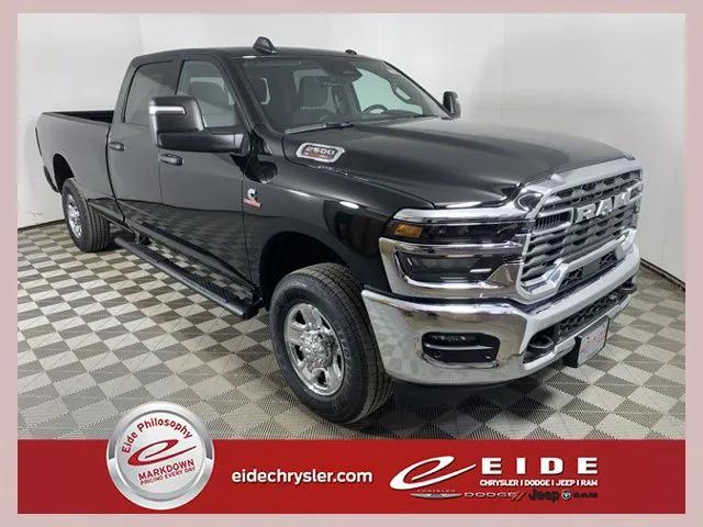 2025 RAM Ram 2500 RAM 2500 TRADESMAN CREW CAB 4X4 8 BOX