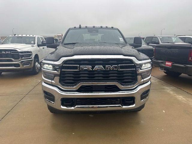 2025 RAM Ram 2500 RAM 2500 TRADESMAN CREW CAB 4X4 64 BOX