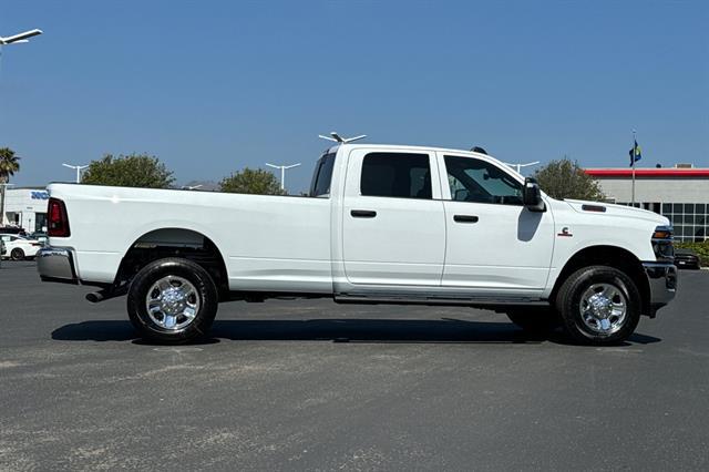 2025 RAM Ram 2500 RAM 2500 TRADESMAN CREW CAB 4X4 8 BOX