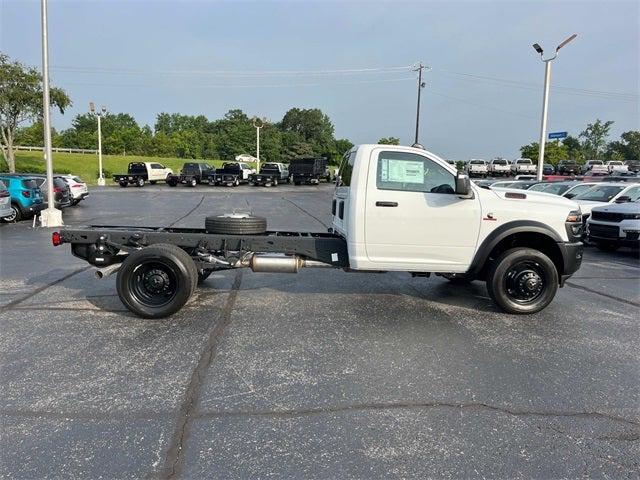 2025 RAM Ram 5500 Chassis Cab RAM 5500 TRADESMAN CHASSIS REGULAR CAB 4X4 84 CA