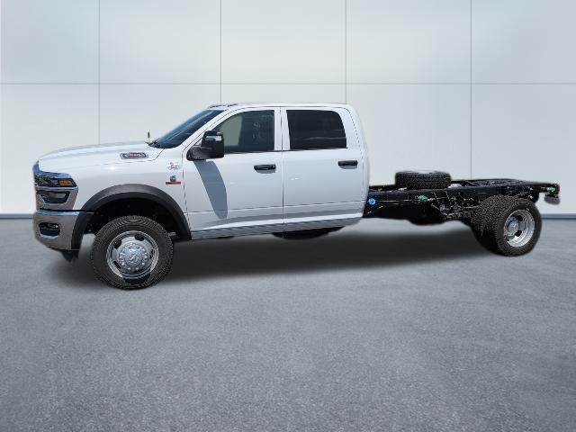 2025 RAM Ram 5500 Chassis Cab RAM 5500 TRADESMAN CHASSIS CREW CAB 4X4 84 CA 2025 RAM Ram 5500 Chassis Cab RAM 5500 TRADESMAN CHASSIS CREW CAB 4X4 84 CA