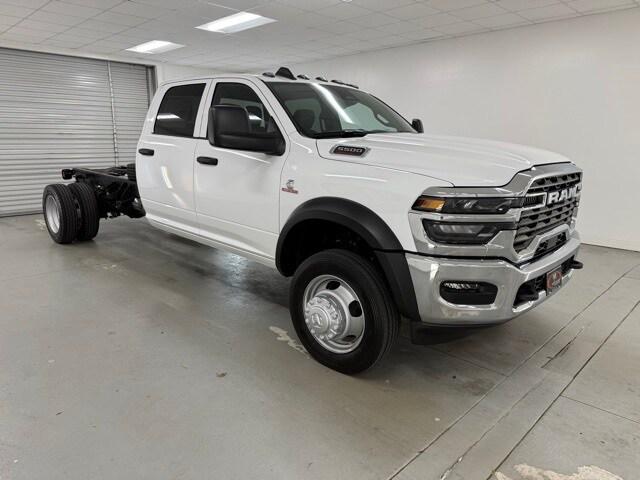 2025 RAM Ram 5500 Chassis Cab RAM 5500 TRADESMAN CHASSIS CREW CAB 4X4 84 CA