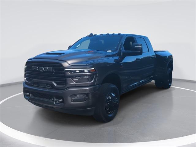 2025 RAM Ram 3500 RAM 3500 LARAMIE MEGA CAB 4X4 64 BOX