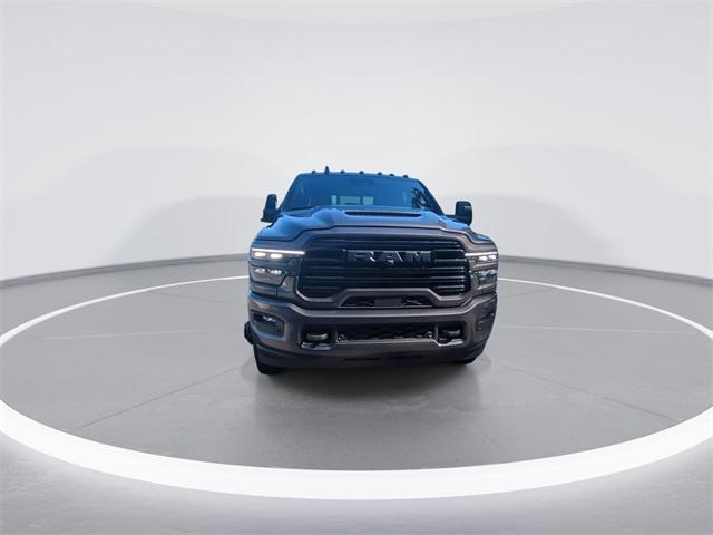 2025 RAM Ram 3500 RAM 3500 LARAMIE MEGA CAB 4X4 64 BOX