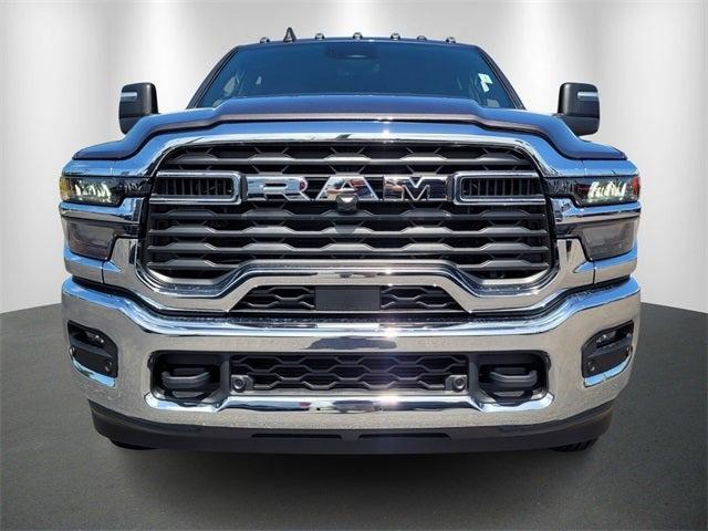 2025 RAM Ram 3500 RAM 3500 TRADESMAN CREW CAB 4X4 8 BOX