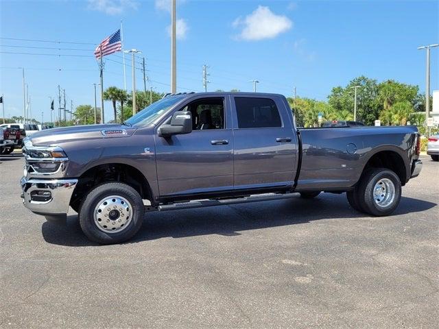 2025 RAM Ram 3500 RAM 3500 TRADESMAN CREW CAB 4X4 8 BOX