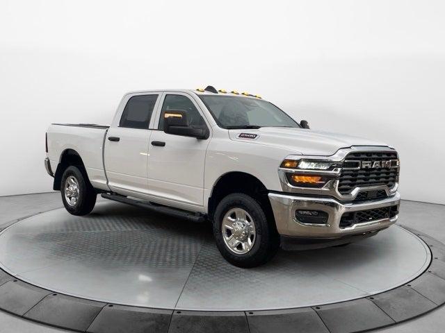 2025 RAM Ram 2500 RAM 2500 TRADESMAN CREW CAB 4X4 64 BOX