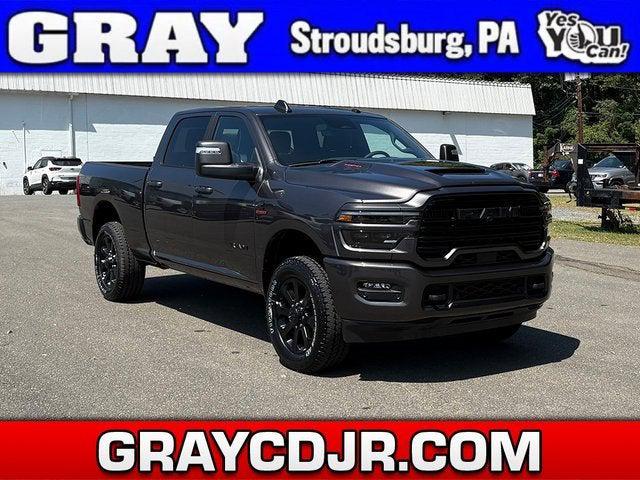 2025 RAM Ram 3500 RAM 3500 LARAMIE CREW CAB 4X4 64 BOX