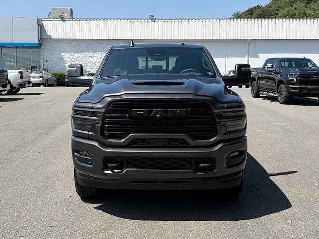 2025 RAM Ram 3500 RAM 3500 LARAMIE CREW CAB 4X4 64 BOX