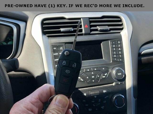 2016 Ford Fusion Hybrid SE