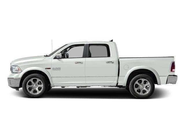 2017 RAM 1500 Laramie Crew Cab 4x4 57 Box